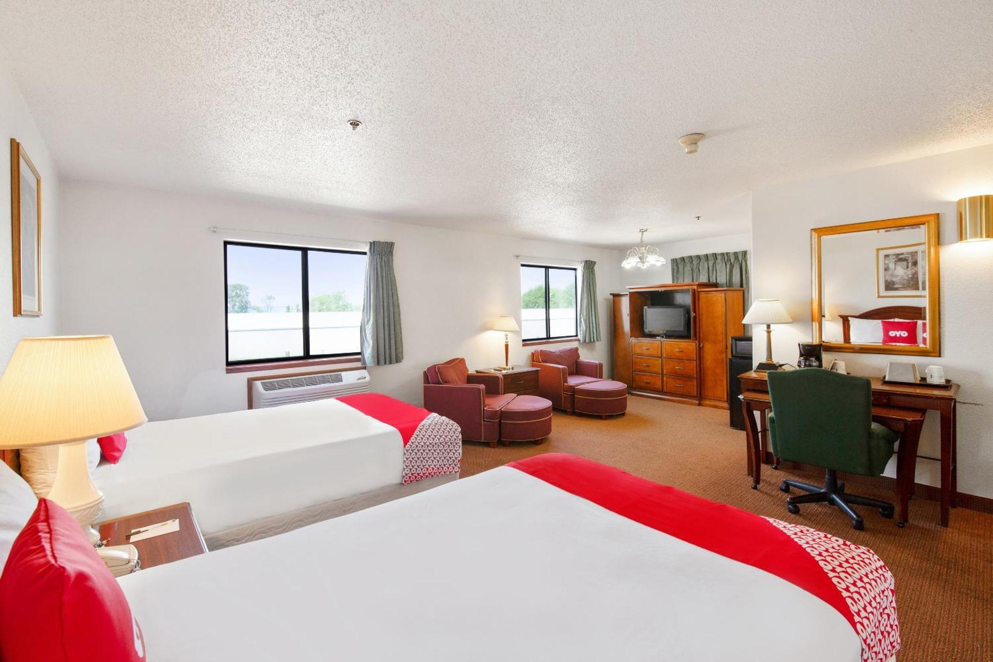 Oyo Hotel Portage I-94 Ngoại thất bức ảnh