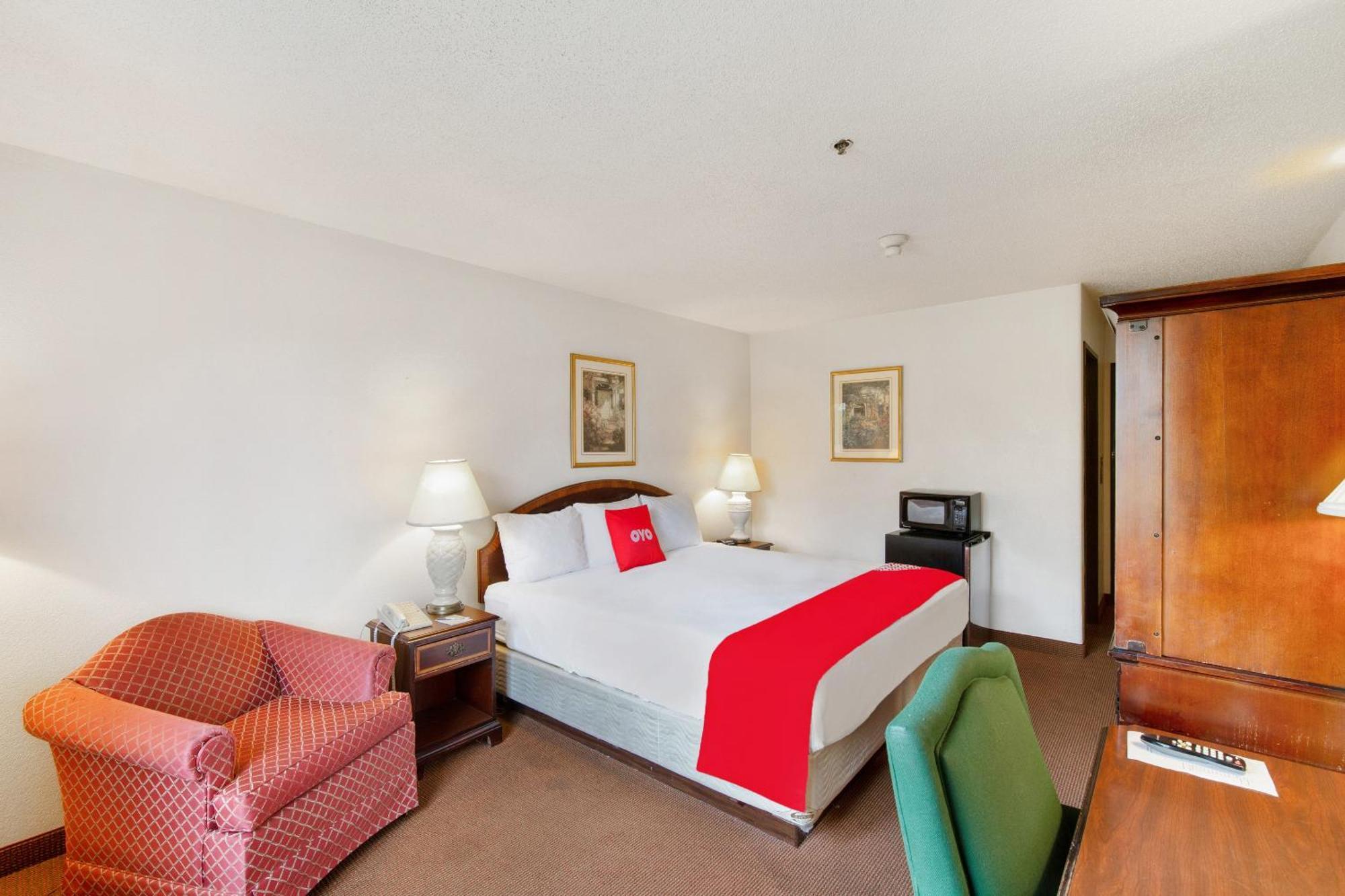 Oyo Hotel Portage I-94 Ngoại thất bức ảnh