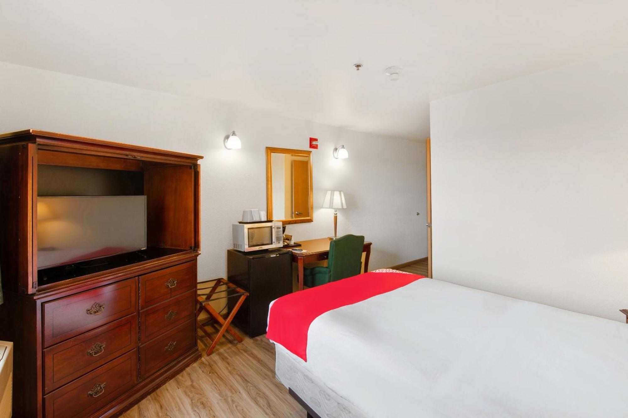 Oyo Hotel Portage I-94 Ngoại thất bức ảnh